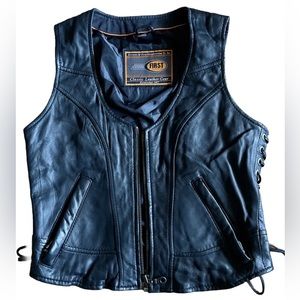 First Classics Leather Vest Lace Up Women’s XS